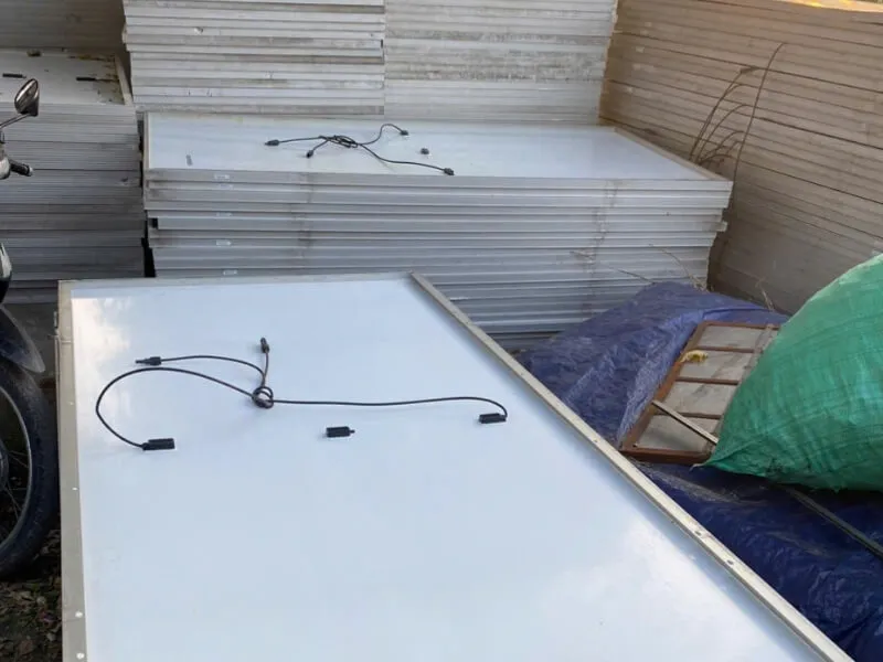 Thu mua pin năng lượng mặt trời